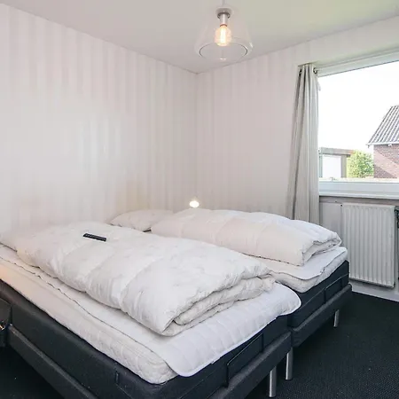 4 Person In Bredebro-by Traum Bredebro
