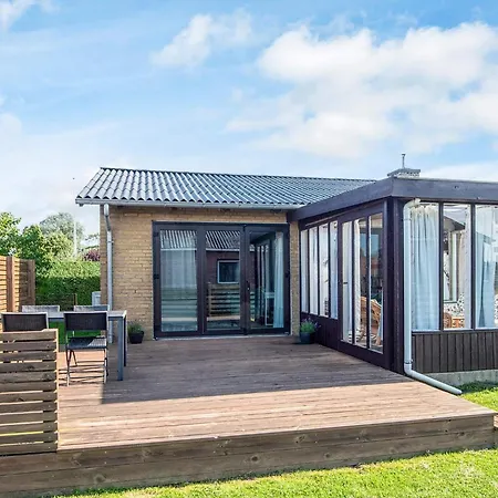 Holiday home 4 Person In Bredebro-by Traum